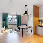 Ms Apartments Top Center II
